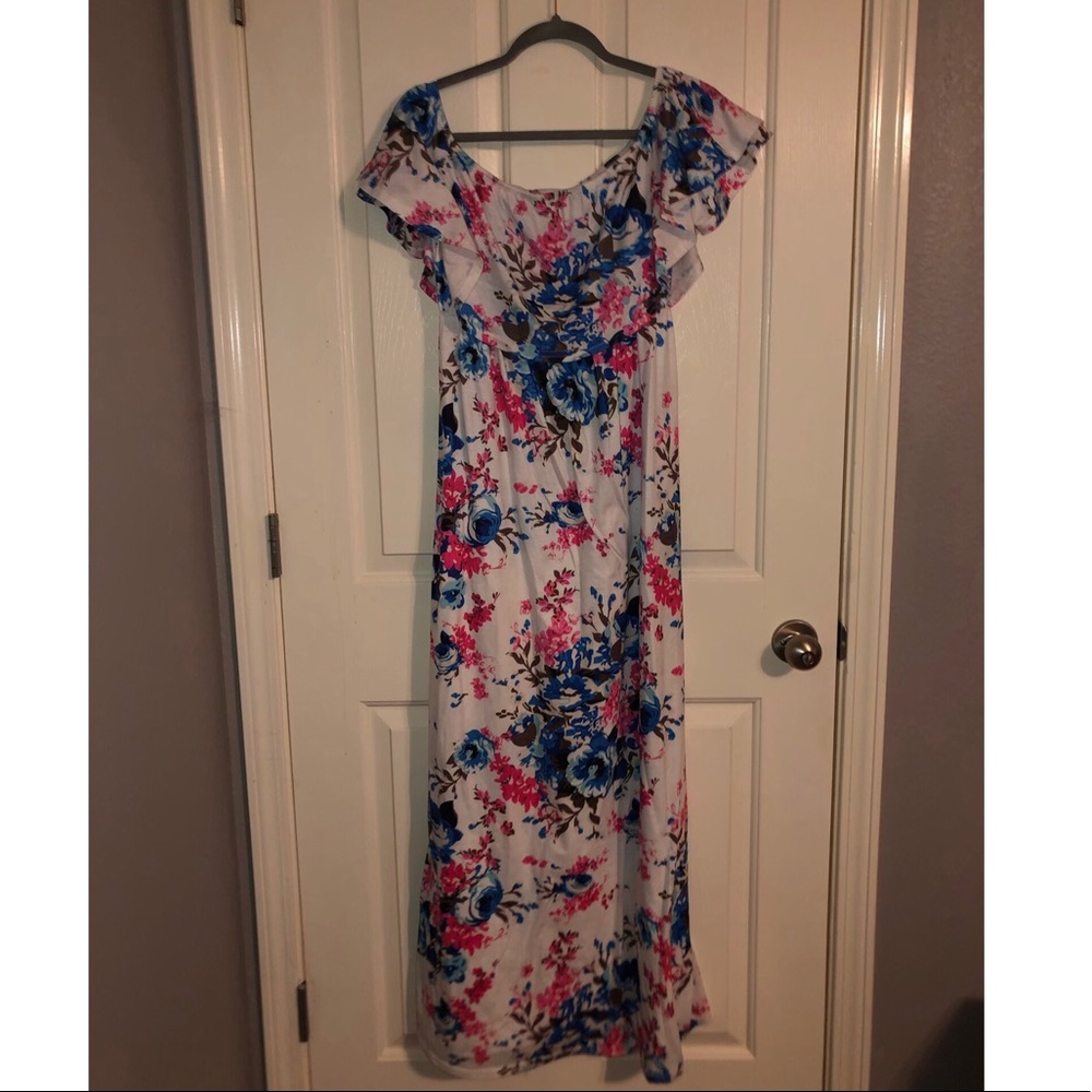 Off the shoulder maxi dress